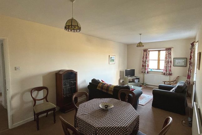 Flat 5, The Old School House, Launceston photo 2
