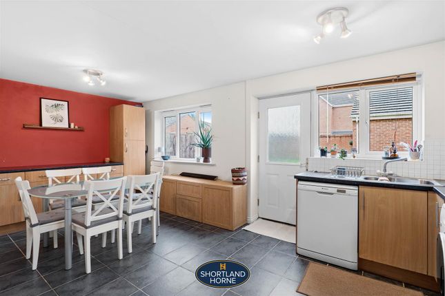 7, Corbet Road, Coventry photo 4