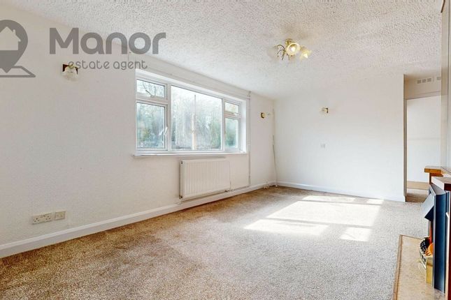 Terraced house to rent in Lansbury Avenue, Romford