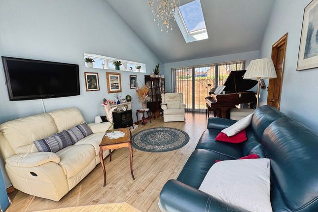 2, Exminster Road, Coventry photo 4
