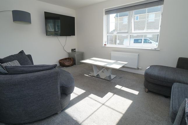 22, Billets Avenue, Bradford photo 2