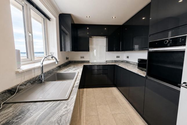 29, Marine Walk, Swansea photo 2