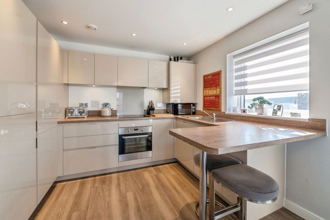 131, Dovestone Close, Grays photo 2