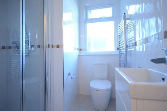 Flat 1 62-64 Reading Road, Yateley, Yateley photo 3