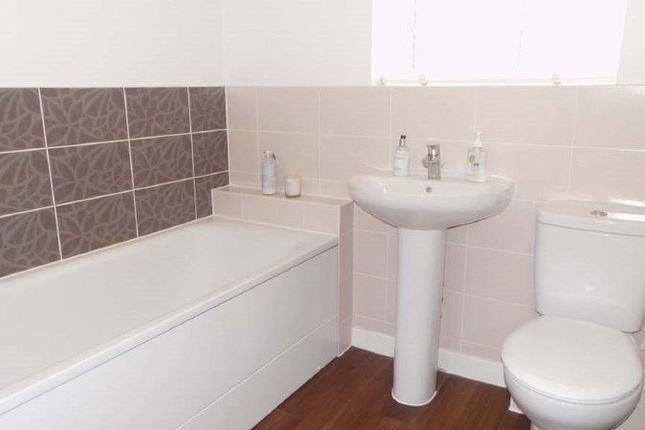 27, Aldermere Avenue, Waltham Cross photo 5