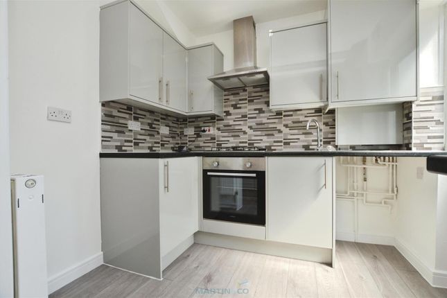 61, Ewart Road, Chatham photo 2