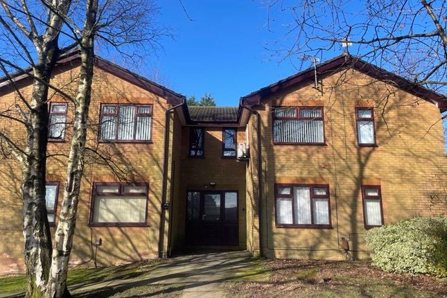 Thumbnail Flat to rent in Firwood Park, Chadderton, Oldham