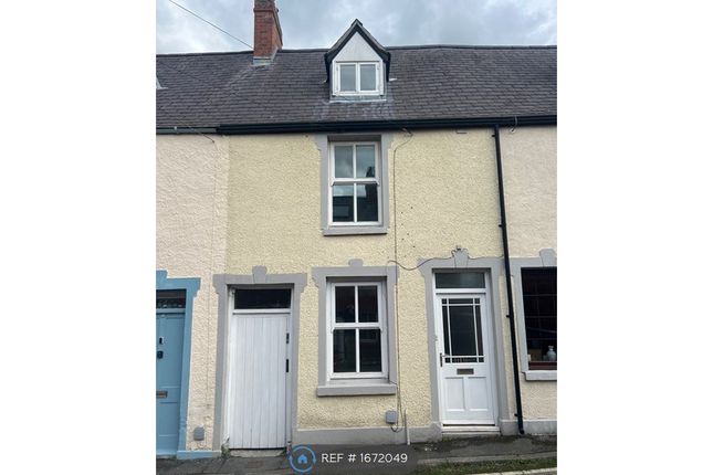 Terraced house to rent in Love Lane, Denbigh