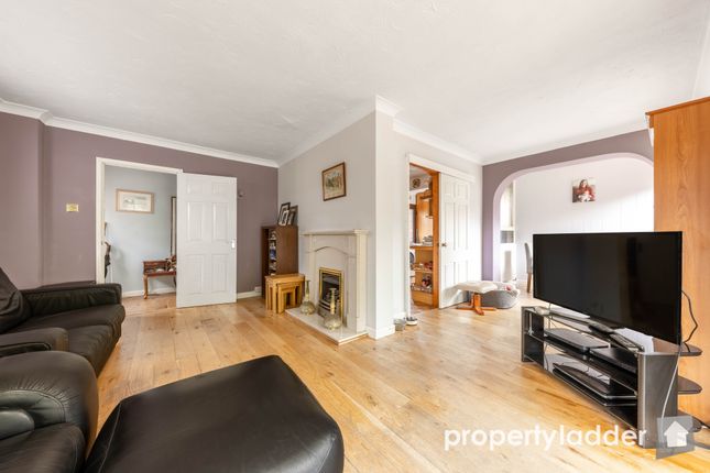 38, Colindeep Lane, Norwich photo 4