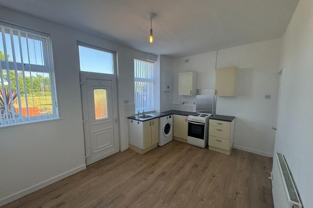 36, Kinsley Street, Pontefract photo 3