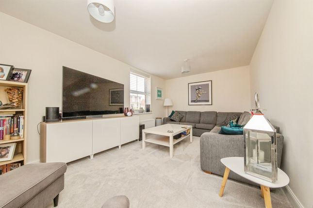 17, Teasel Close, Ipswich photo 3