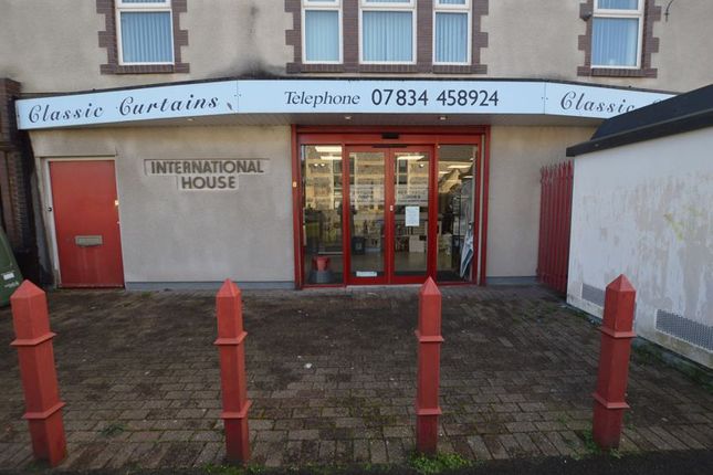 Commercial property to let in Clifton Road, Weston-Super-Mare