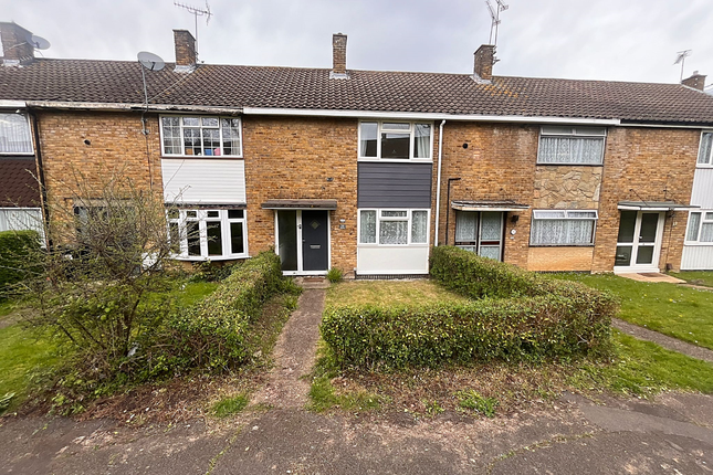Thumbnail Terraced house to rent in Gernons, Basildon