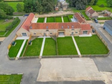 Barn conversion for sale in The Old Stable, Bridge End Road, Welby Warren, Grantham, Lincolnshire
