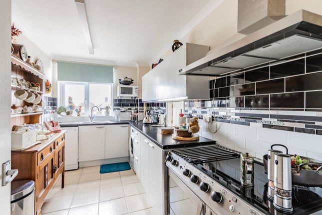 Flat for sale in The Conge, Great Yarmouth