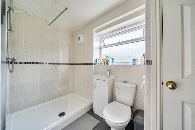 1 Queen Street, Pontypridd photo 3