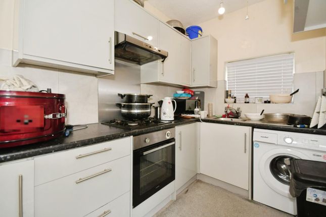 5, Cowper Avenue, Sheffield photo 2