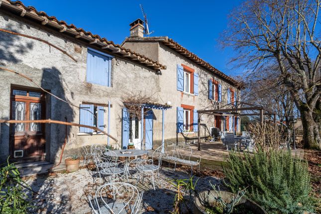 Property for sale in Longages, Occitanie, 31410, France