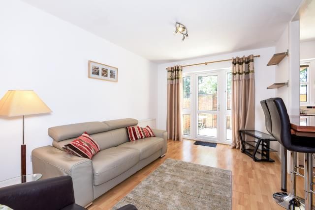1, Gleneagles Court, Muirfield Close photo 2