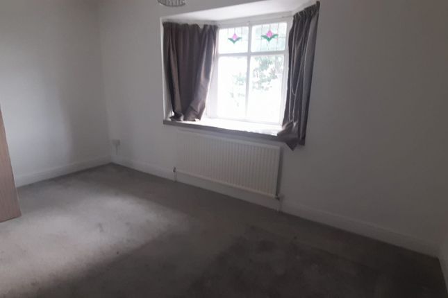 113, Upney Lane, BARKING photo 3