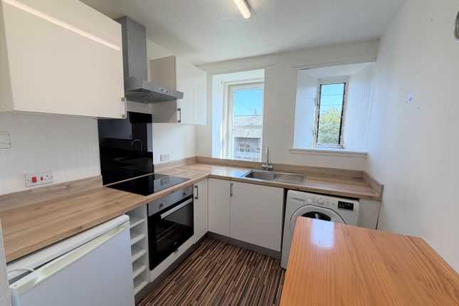 2/R, 11, Arklay Street, Dundee photo 3
