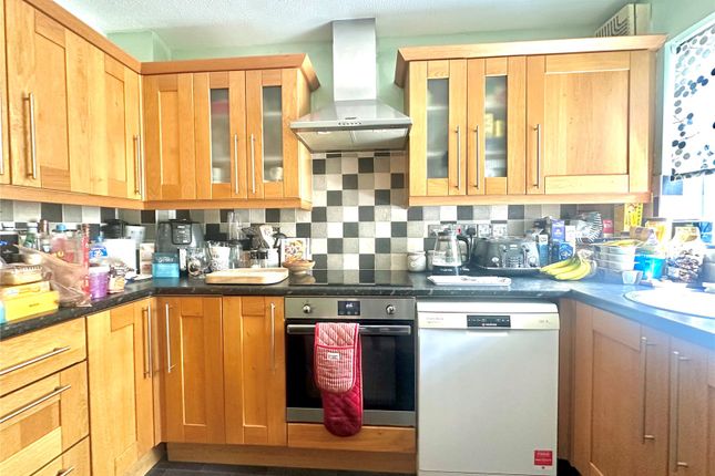 17,, Browning Road, Fleet photo 3