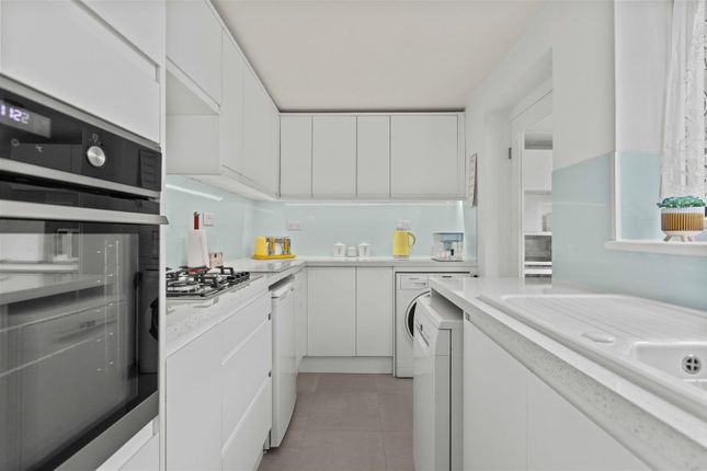 107, Bouldish Farm Road, Ascot photo 4