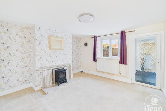 8, High Street, Drybrook photo 2