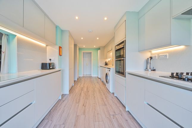 16, Honorwood Close, Great Missenden photo 4
