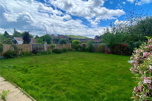 33, Ercall Gardens, Telford photo 3