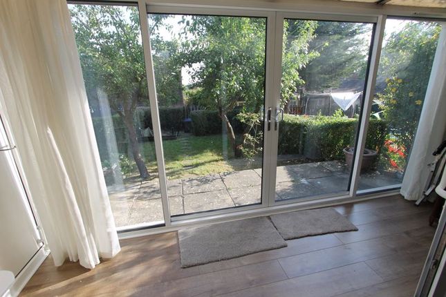 84, Flaxwell Court, Northampton photo 4