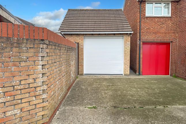 25, Davits Drive, Littlehampton photo 2
