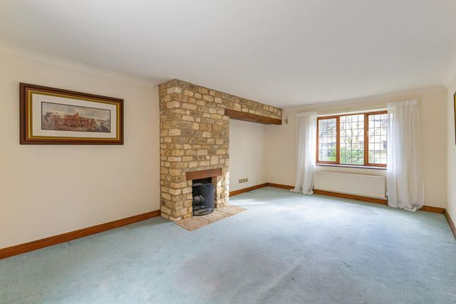 3, The Whitmores, Cheltenham photo 3