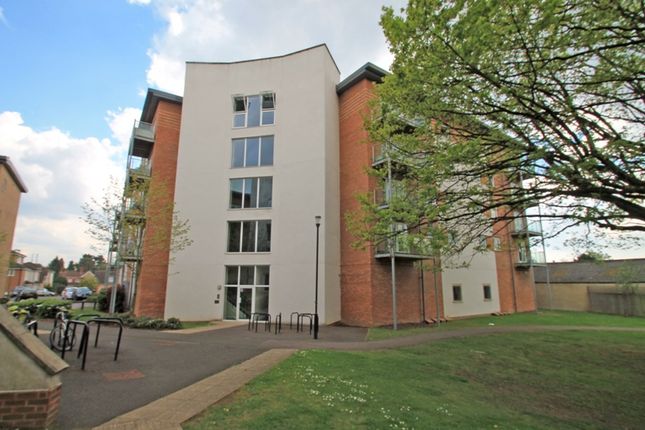 Thumbnail Flat to rent in Mayfair Court, Observer Drive, Watford