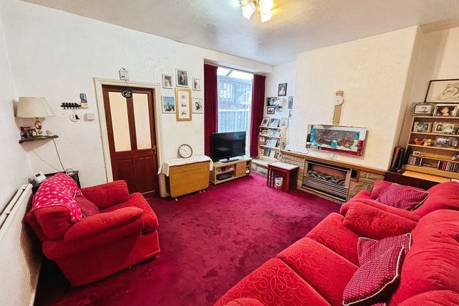 73, Tonge Park Avenue, Bolton photo 2