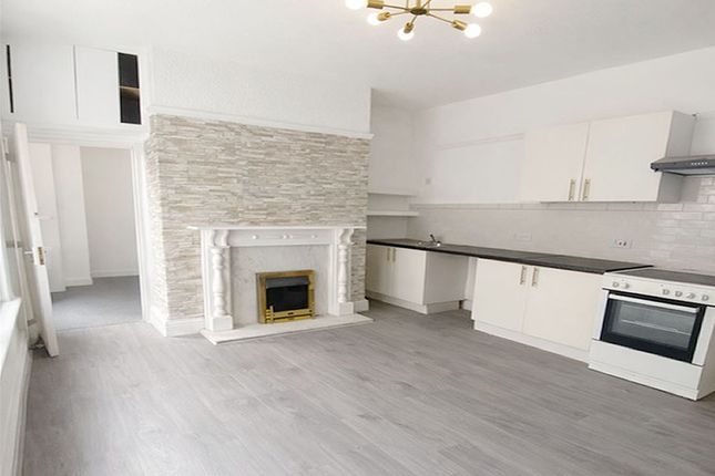 13, Livingstone Road, Blackpool photo 3
