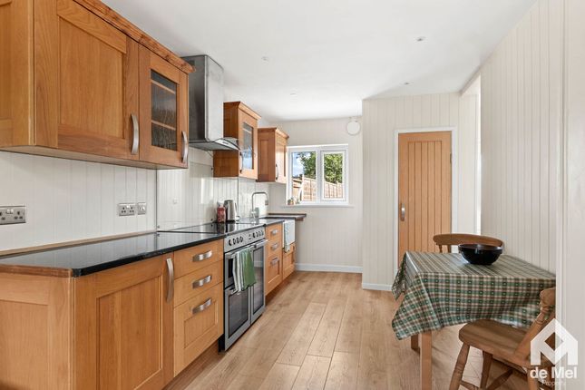 4 Llanthony Cottages, Tewkesbury photo 4