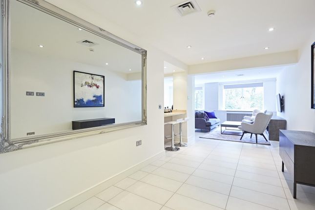 Flat to rent in Piccadilly, Mayfair, London