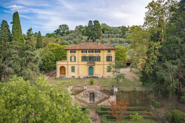 Thumbnail Villa for sale in Arezzo, 52100, Italy