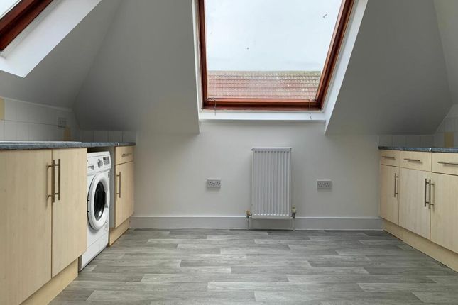 Flat E, 94, St Mildreds Road, Westgate photo 4