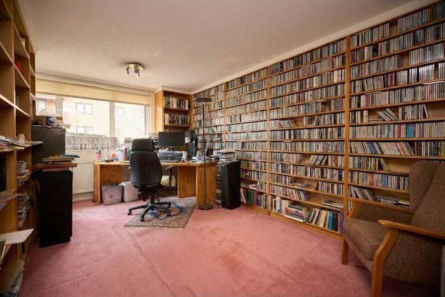 16, Dalkeith Court, Vincent Street, London photo 3
