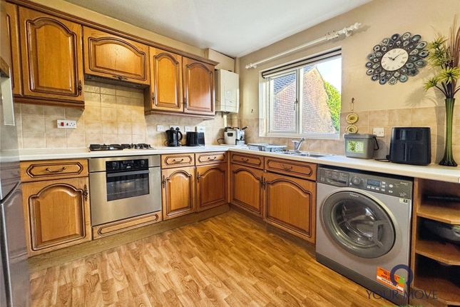 15, Blenheim Close, Lancashire photo 4