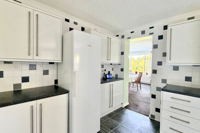 50, Broad Oak Lane, Bexhill-on-Sea photo 4
