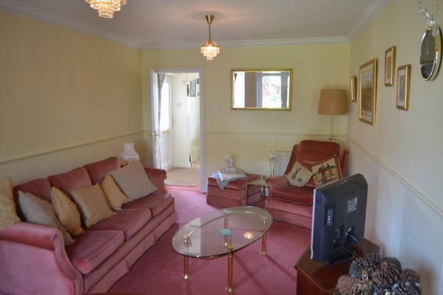 40, Hithermoor Road, Stanwell Moor photo 3