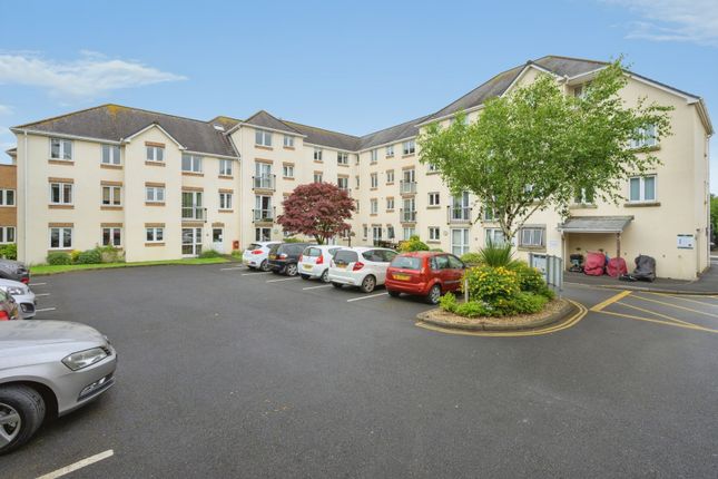 Flat 24, 18, Horn Cross Road, Devon photo 2