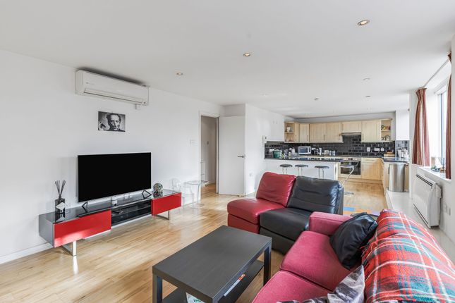 Flat 8, 15 Greycoat Place, London photo 3