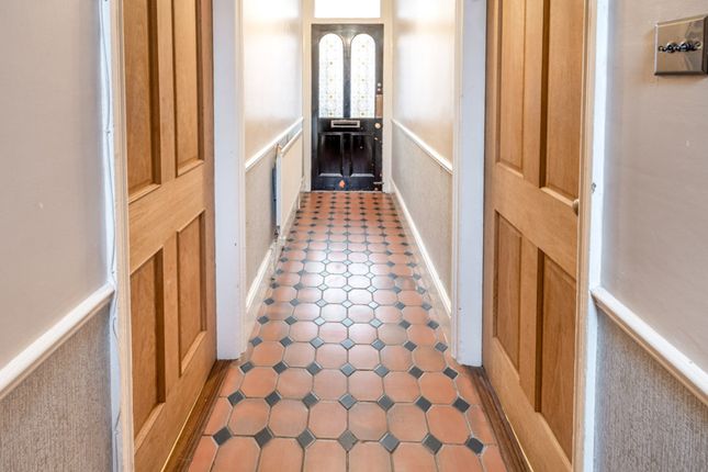 13 Alma Road, Retford photo 5