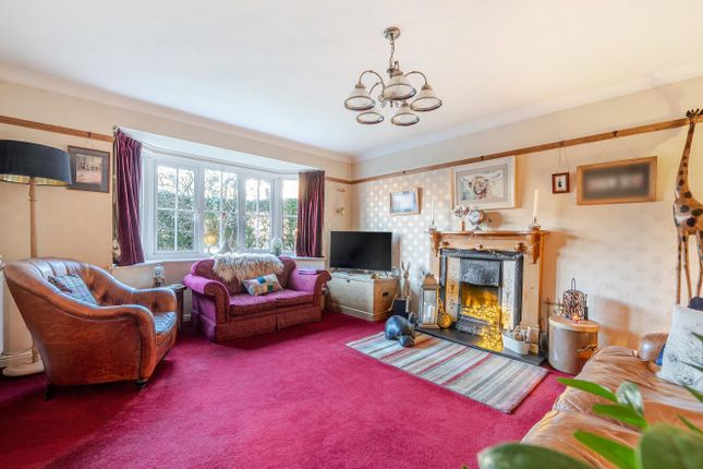 23, Damson Crescent, Eastleigh photo 4