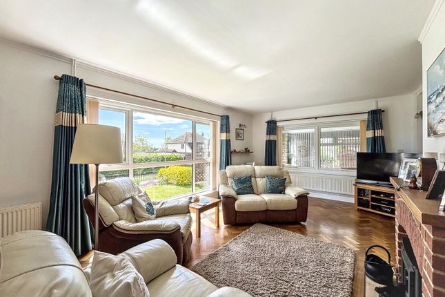 2, Wealden Way, Bexhill-on-Sea photo 2