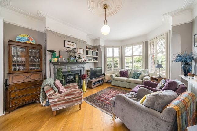 27, Hamilton Road, London photo 2